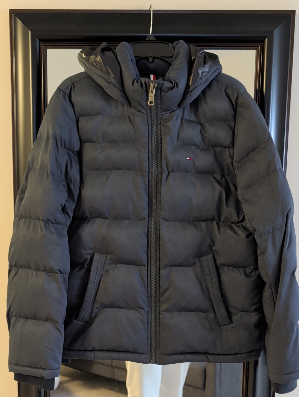 Tommy Hilfiger Men's Navy  Quilted Puffer Jacket with Hood